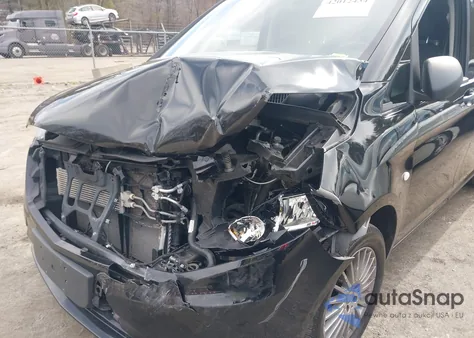 2018 Mercedes-Benz Metris из США, поврежденный, VIN WD4PG2EEXJ3378827